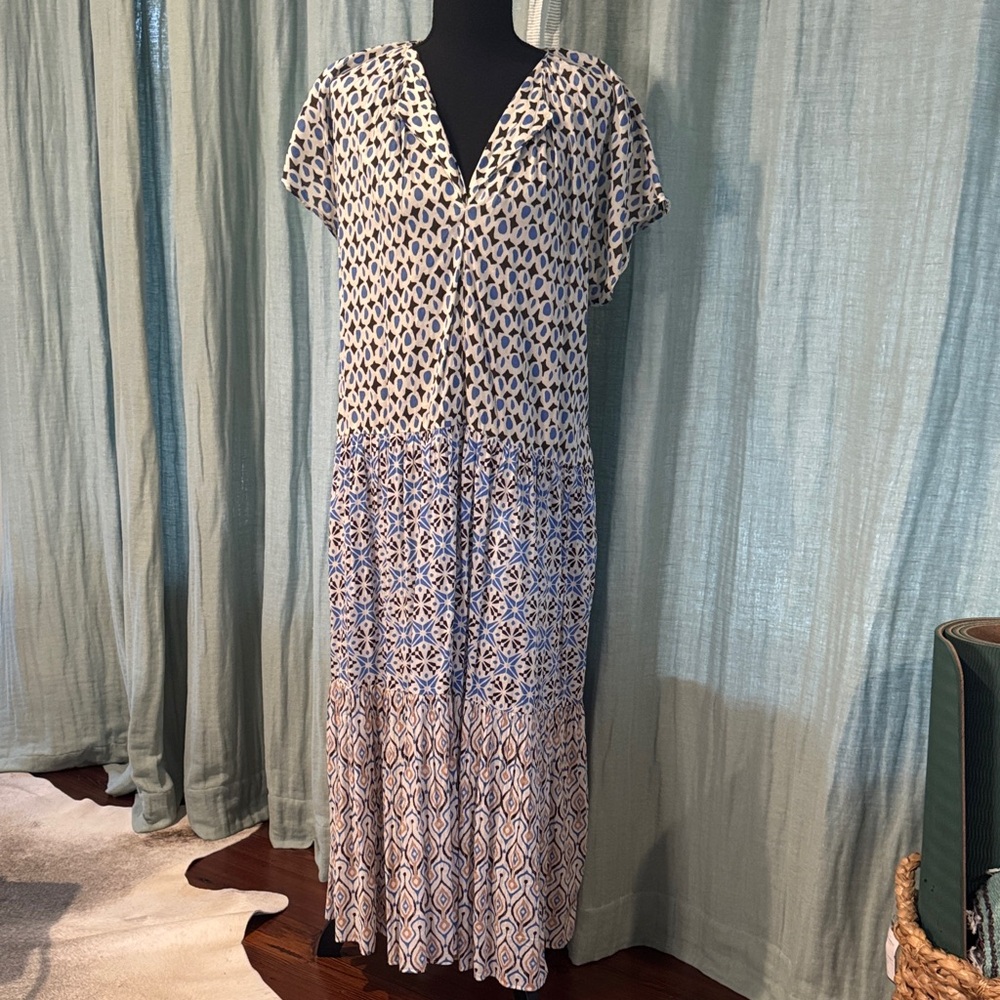 Zara Blue and Cream Patterned Maxi Dress